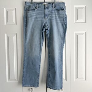 Levis Jeans Womens Plus Size 16W Classic Straight Light Denim Wash Streetwear